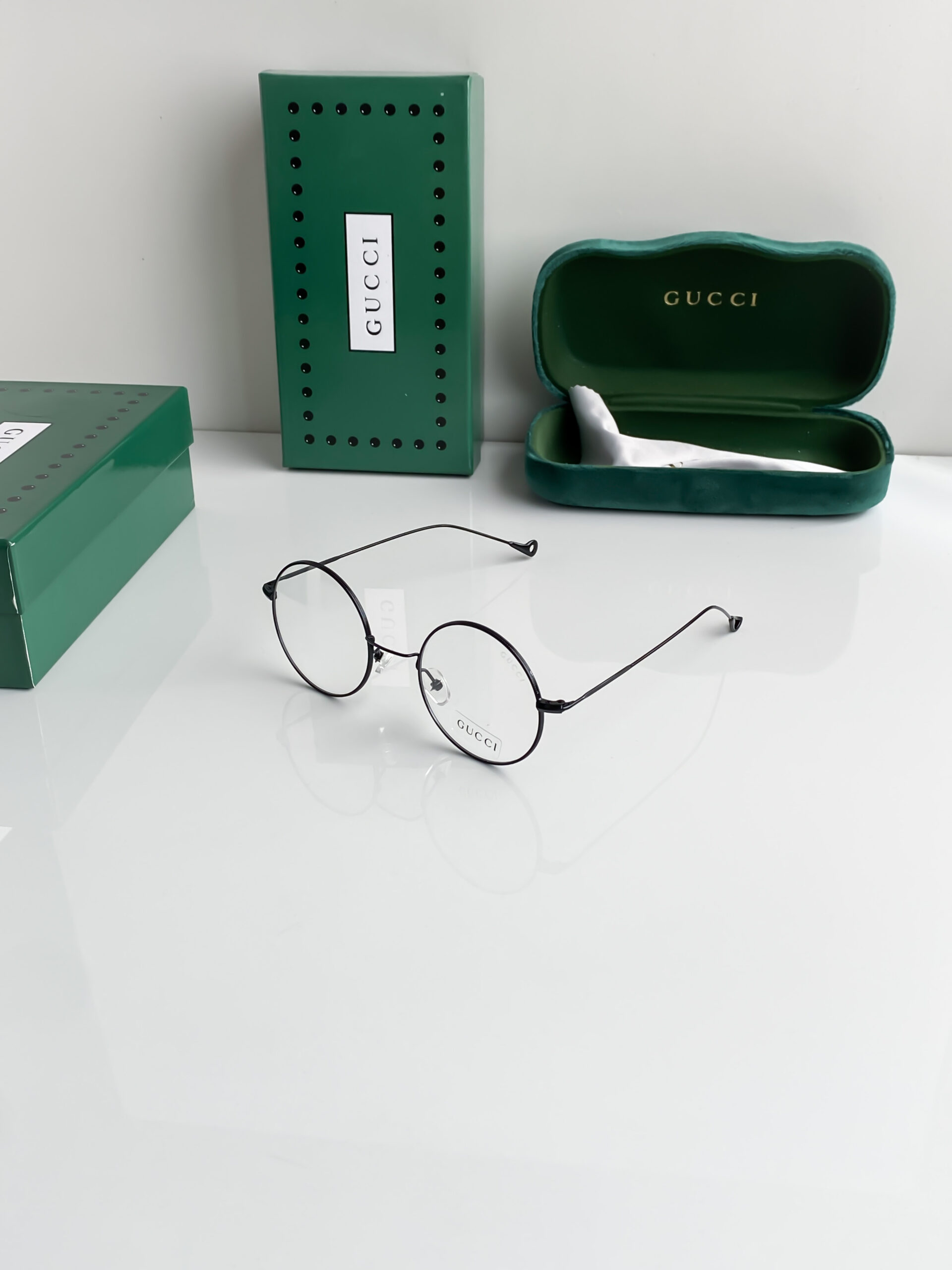 Gucci_Ayesha_frame_4010