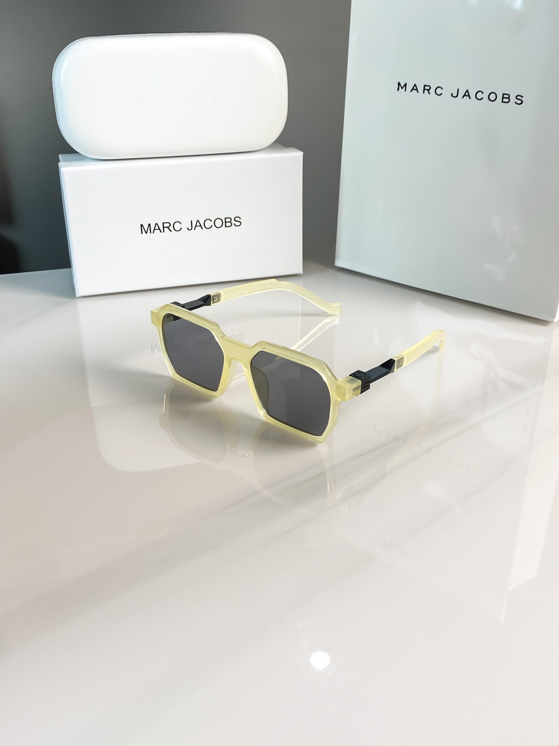 Marc Jacobs 5089