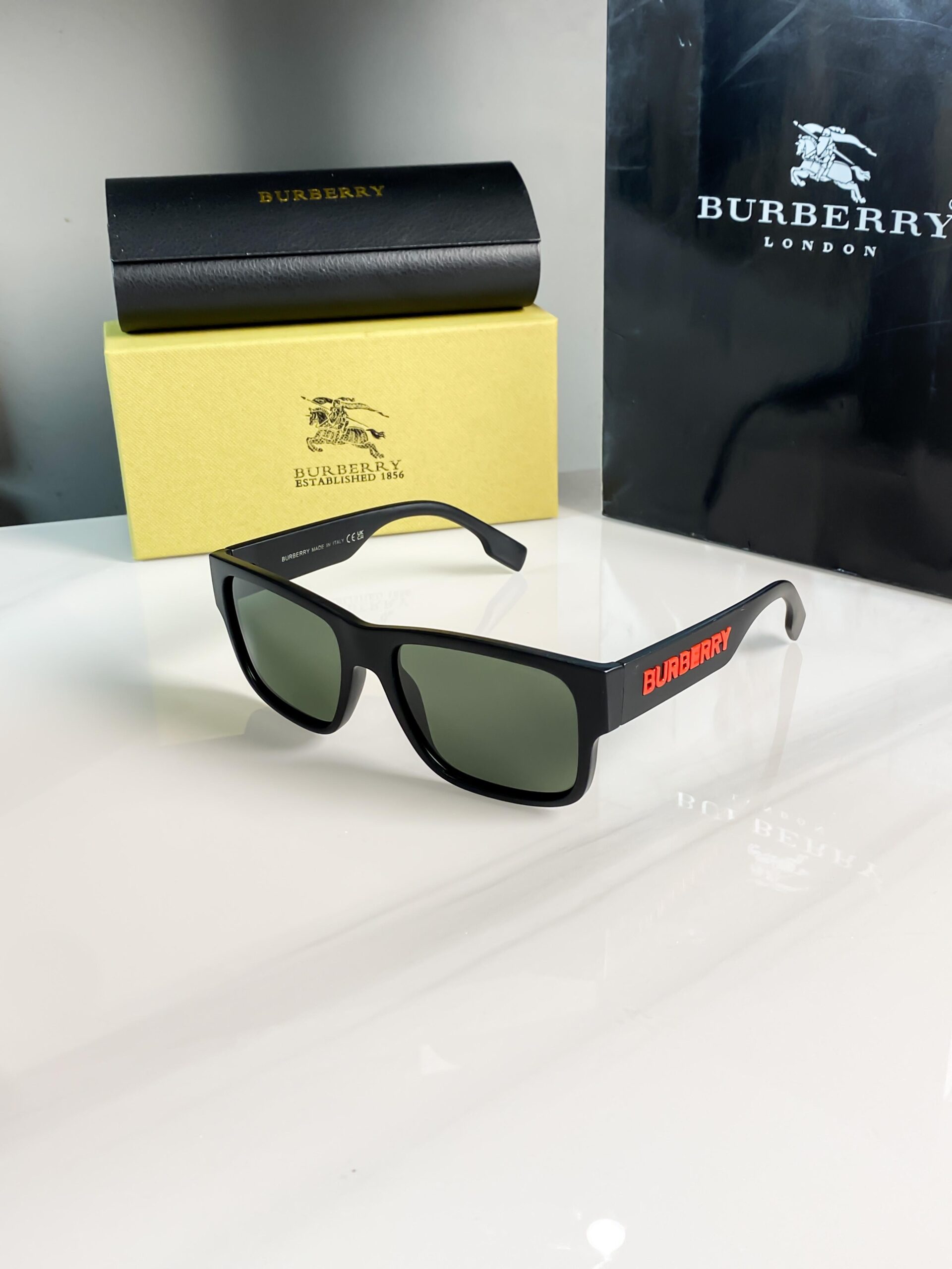 Burburry Black green 69109