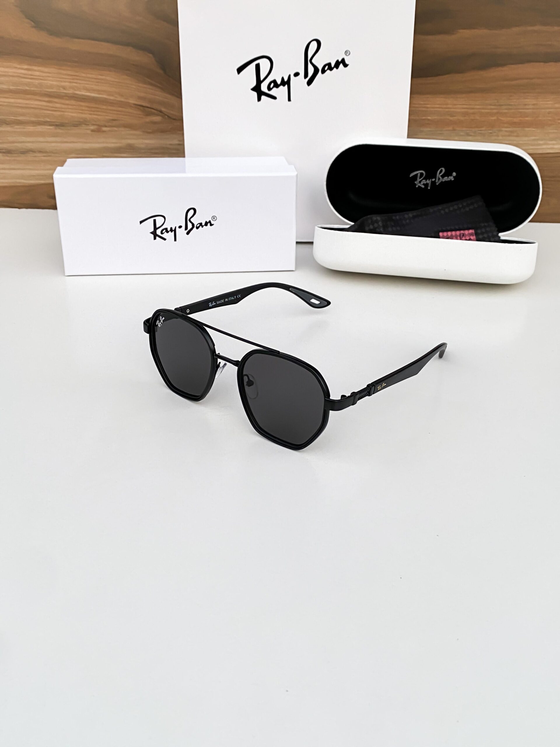 Rayban black 3618