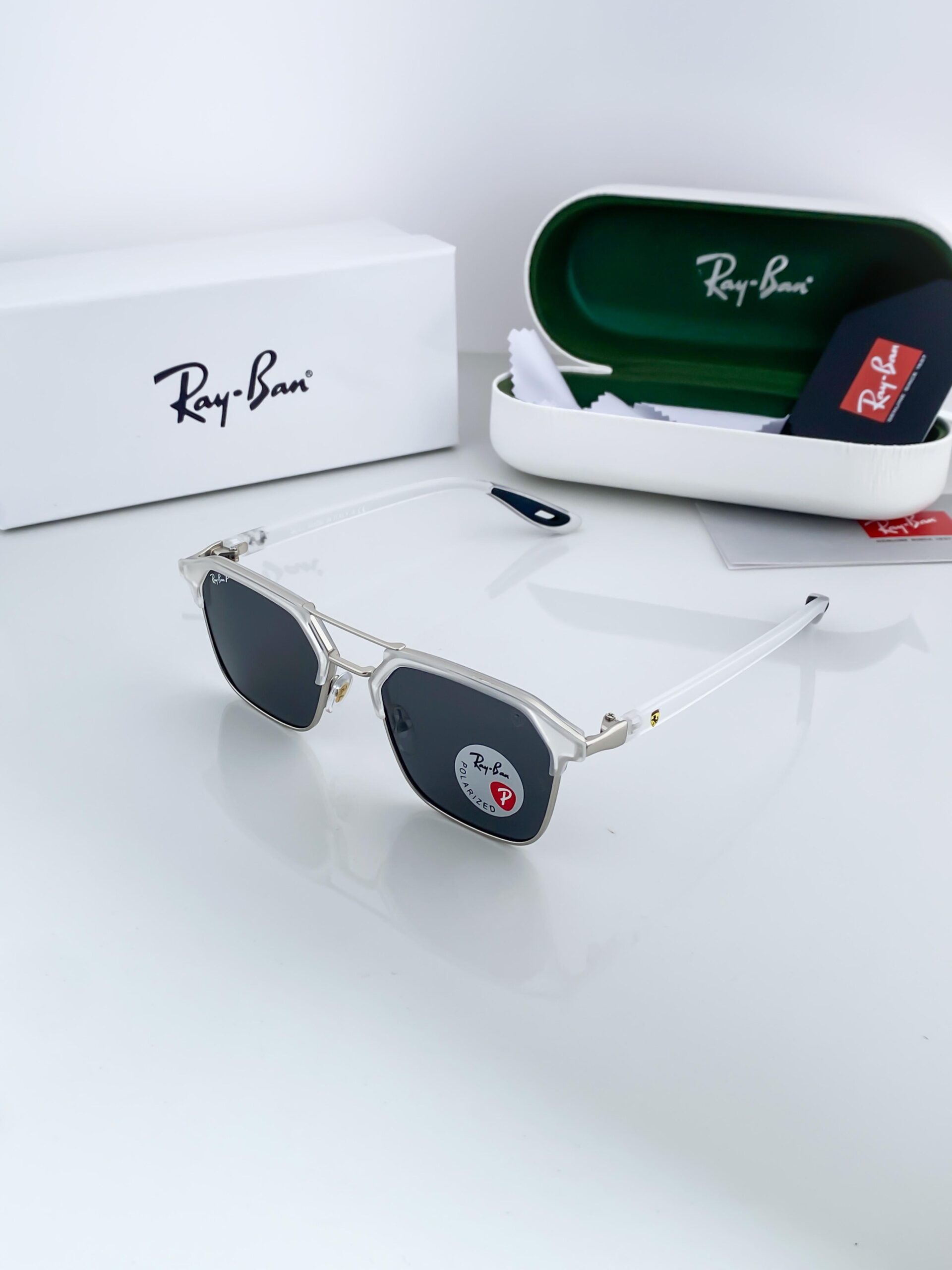 RAYBAN04 WHITE BLACK