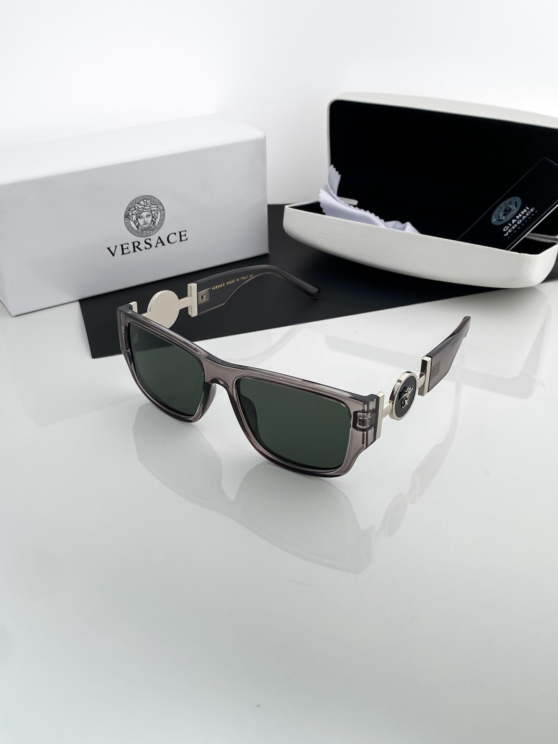 VERSACE GREY GREEN Lh250-23