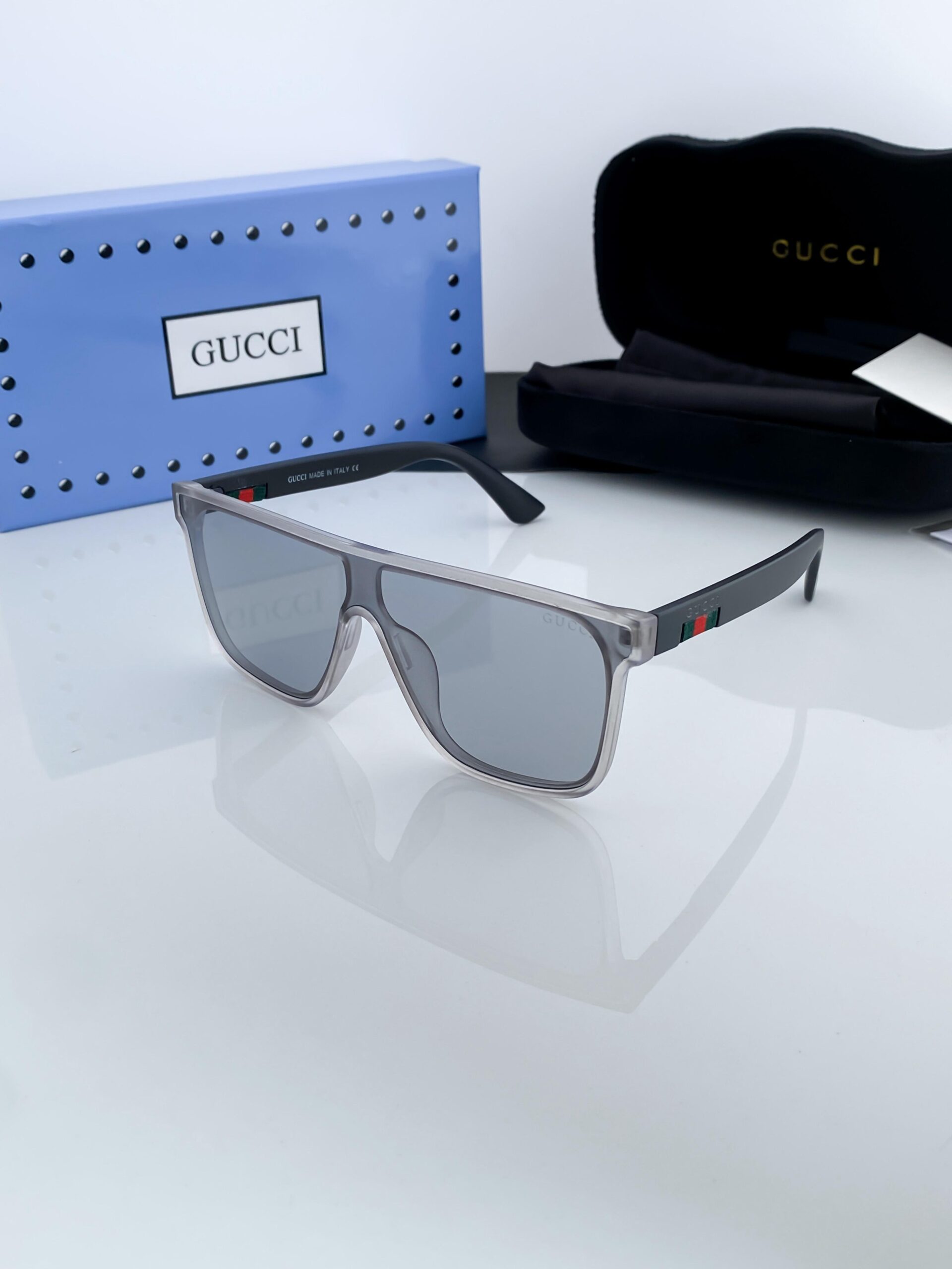 Gucci_grey_black_106