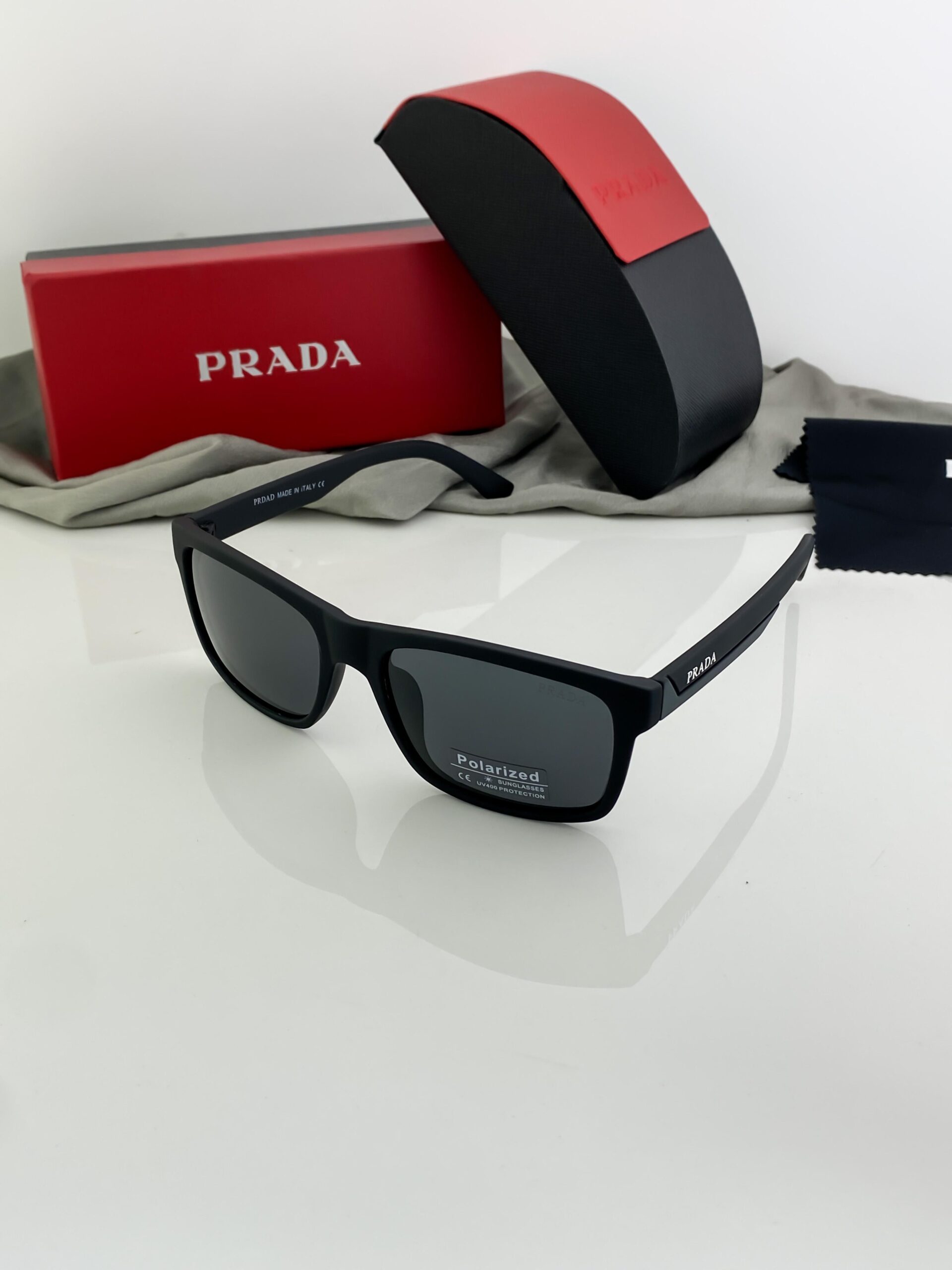 Prada_black_0892