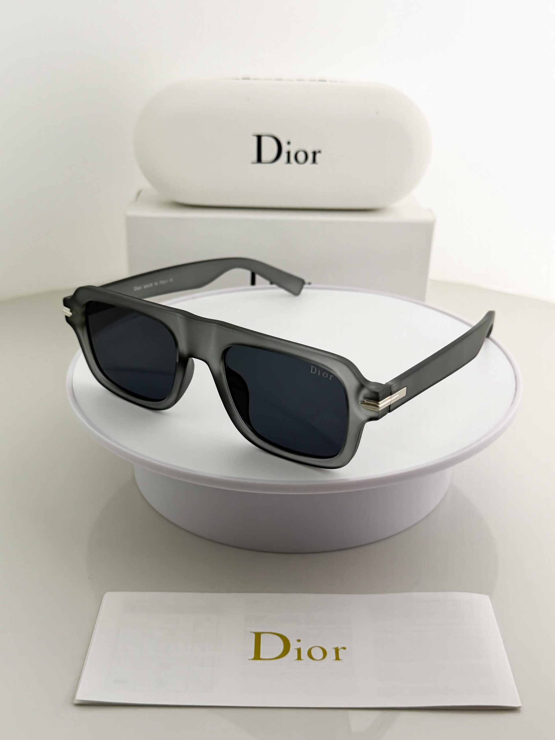 Dior_grey_black_N21