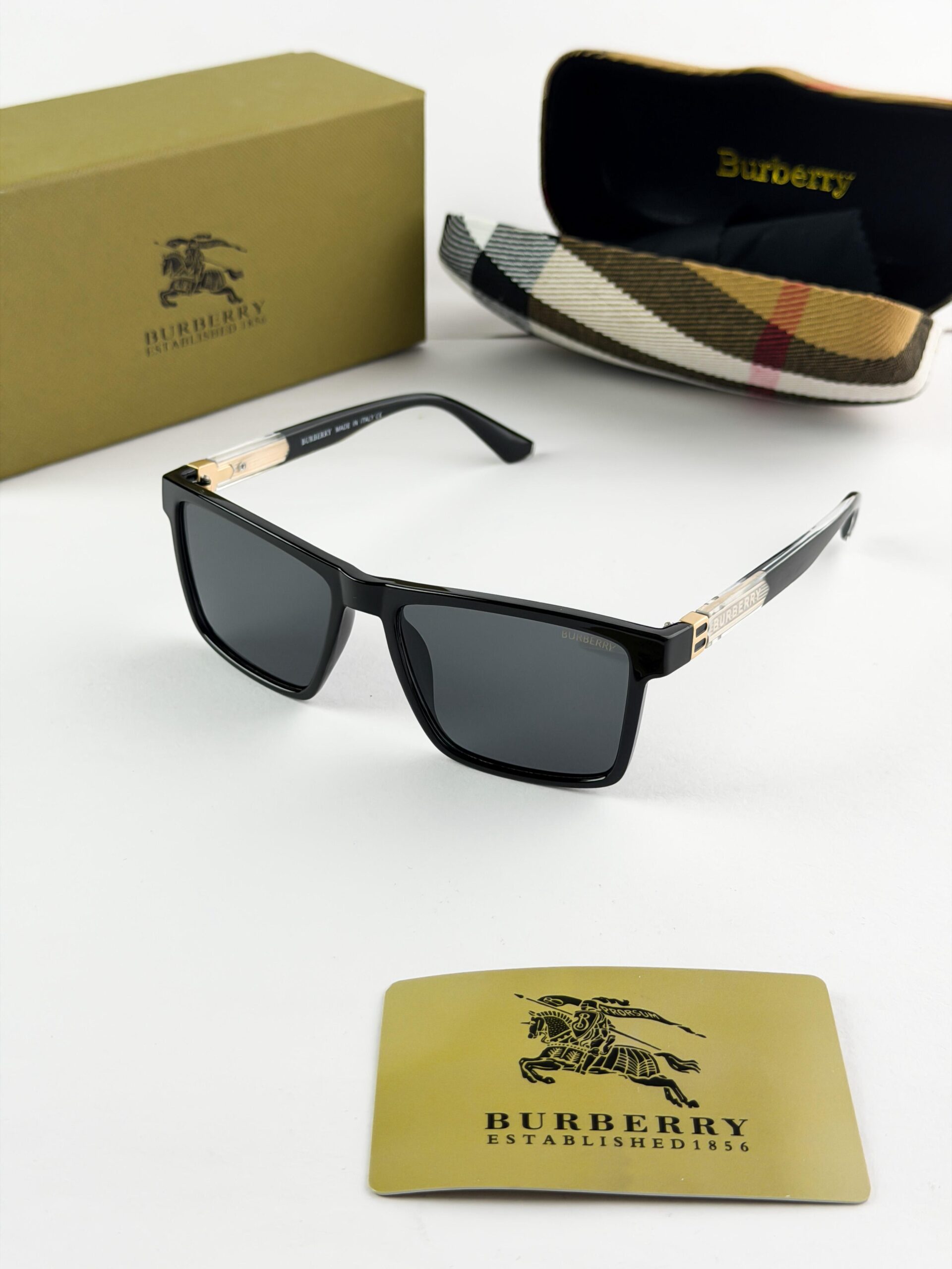 Burberr_y gold black 8233