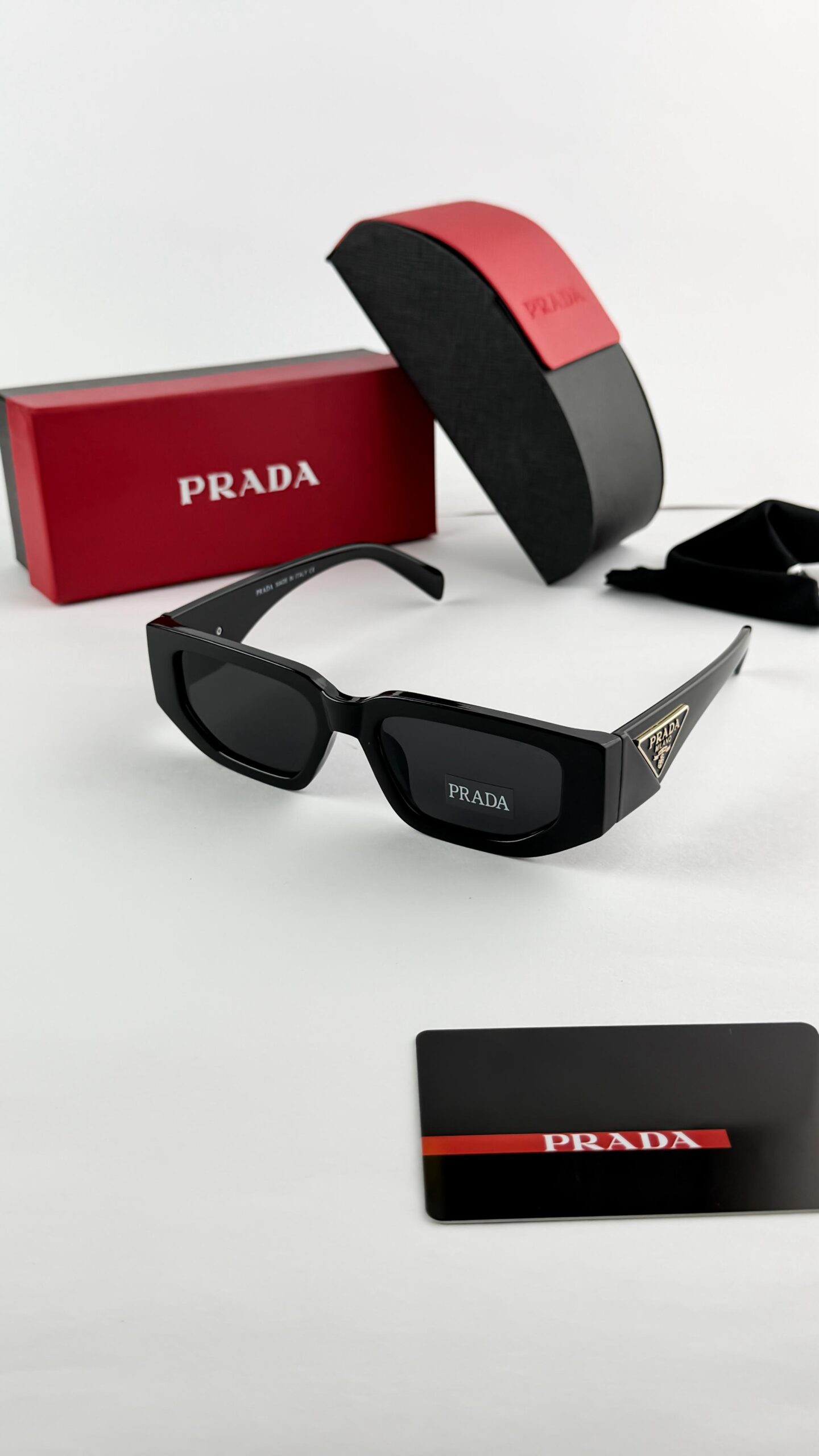 Prada_black_9zmatt-5