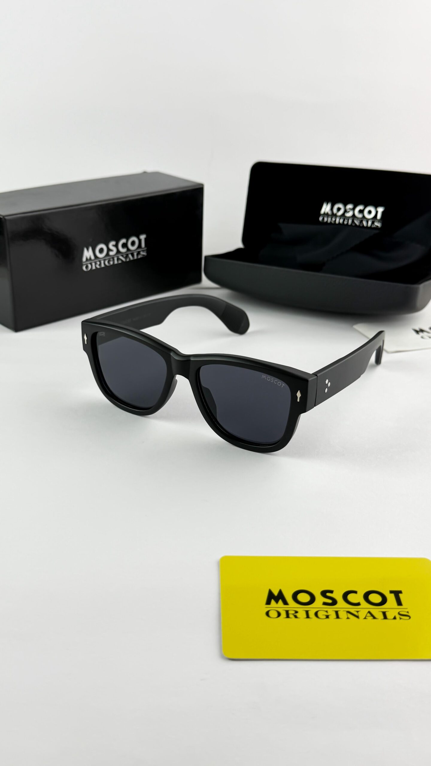 MOSCOT CHARCOAL BLACK 98133