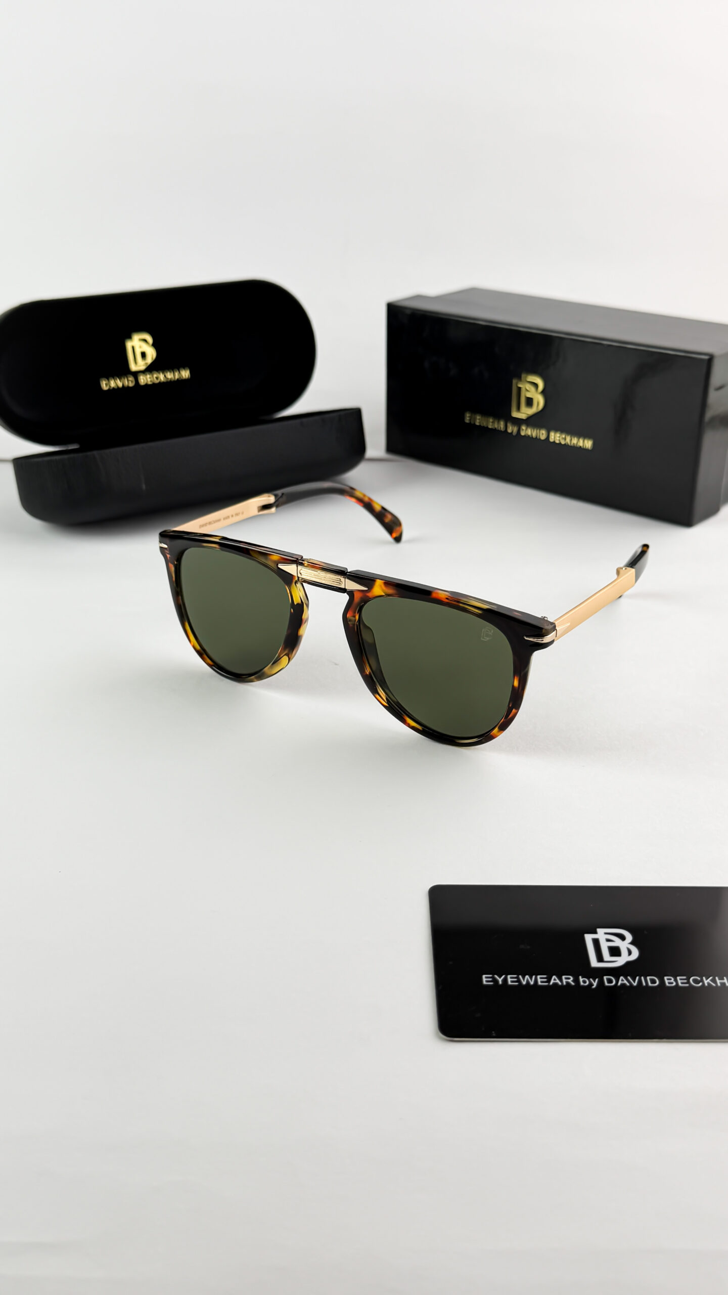 david_beckham_foldable_1040