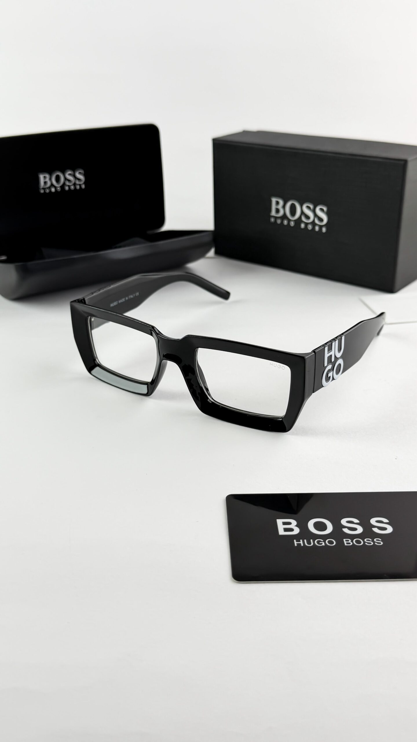 Hugo_boss 1310 plano