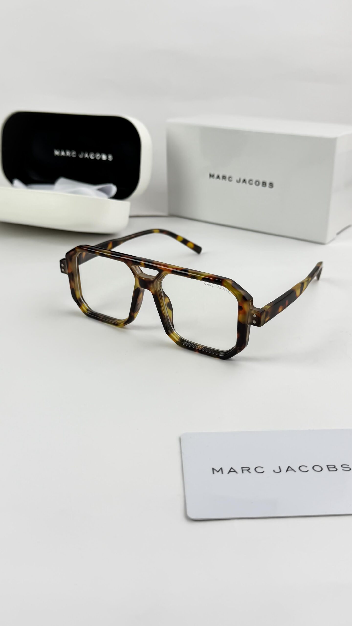 MARC JACOBS TIGER PLANO