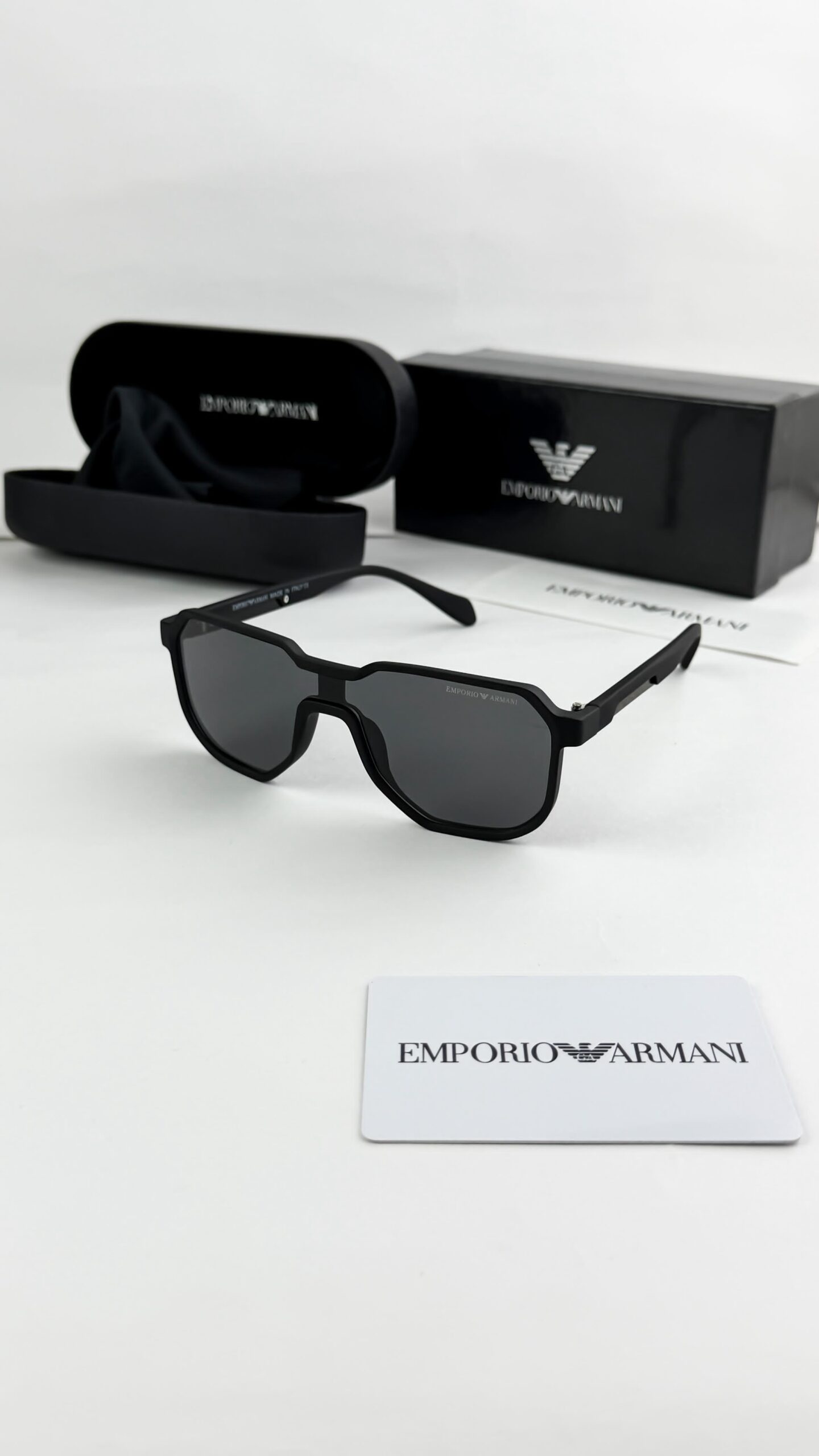 ARMANI_black_219